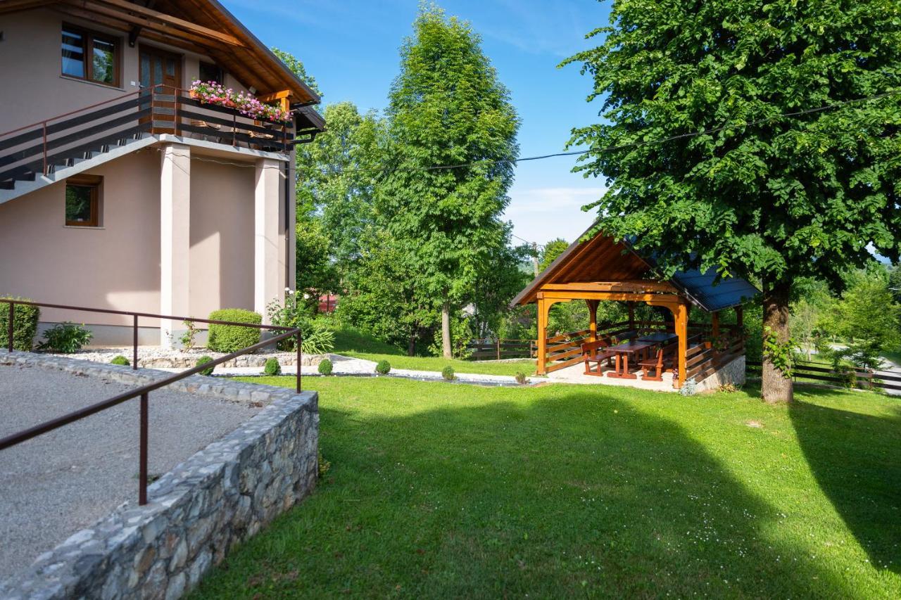 Apartment Sara Rakovica Zewnętrze zdjęcie
