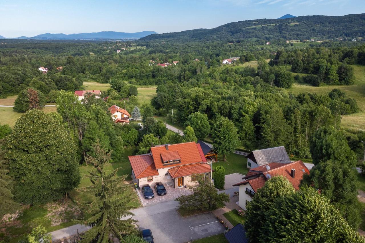 Apartment Sara Rakovica Zewnętrze zdjęcie
