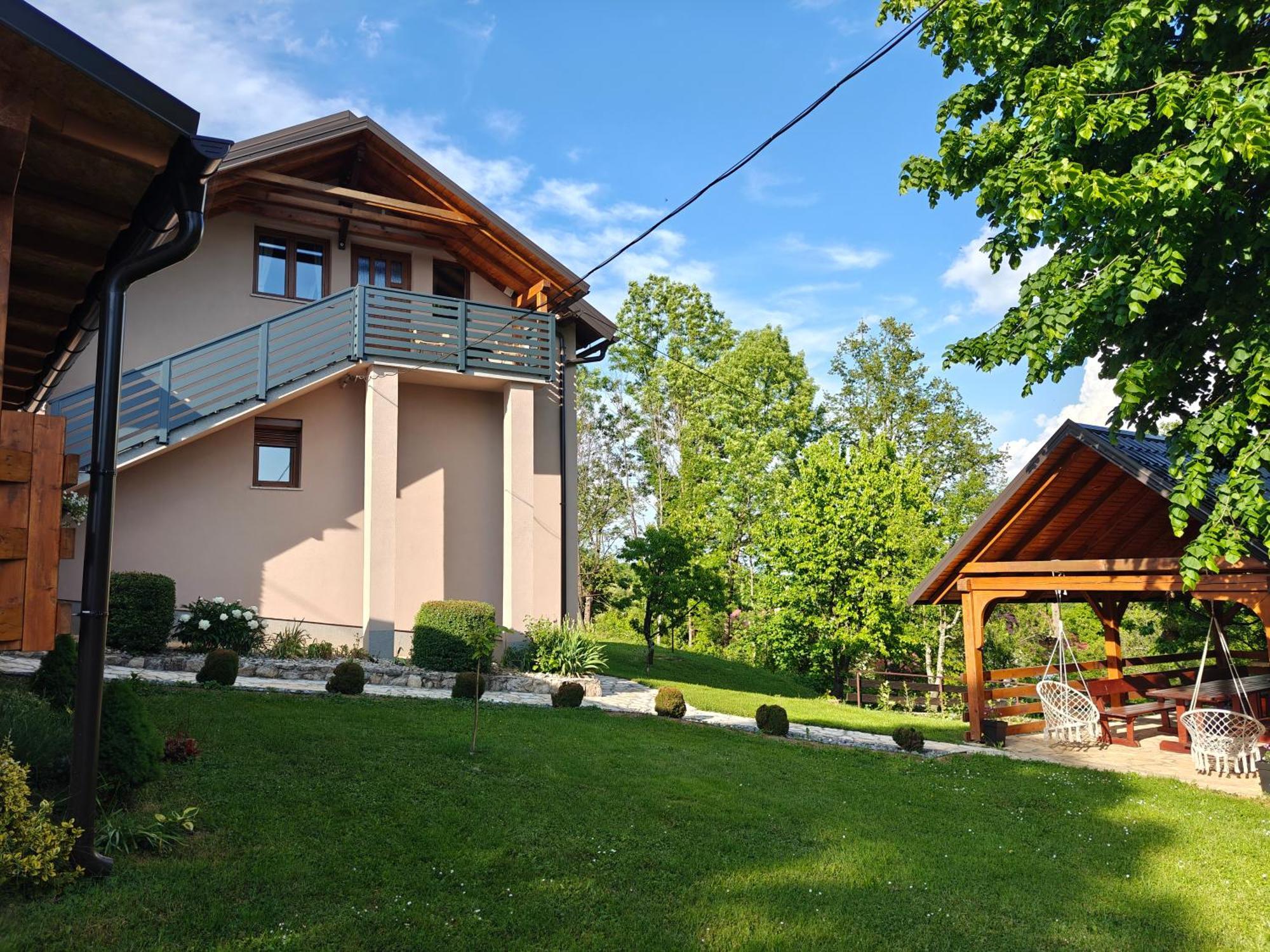 Apartment Sara Rakovica Zewnętrze zdjęcie